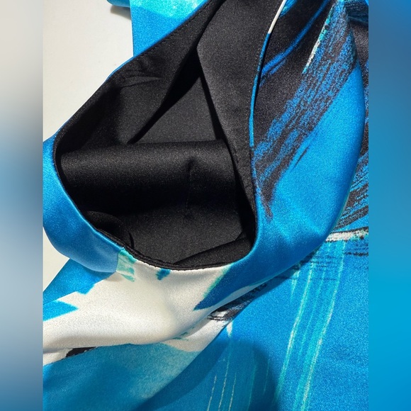 ST JOHN Brushstroke Stretch Silk Charmeuse Draped Cyan/Black Dress, Size 2 - Picture 15 of 16